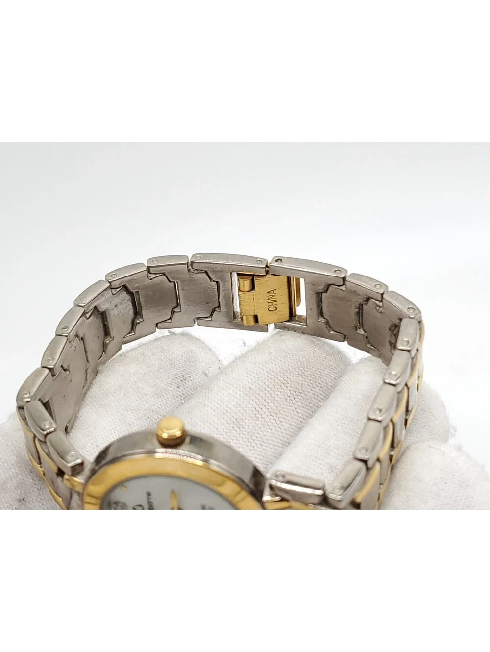 Liz Claiborne Diamond Quartz Womens Watch New Battery Two-Tone MOP Dial 25mm